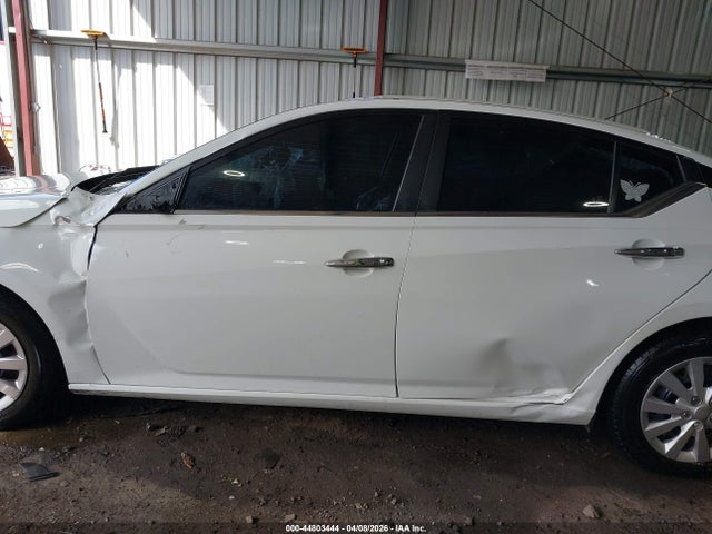 Nissan Altima S Fwd