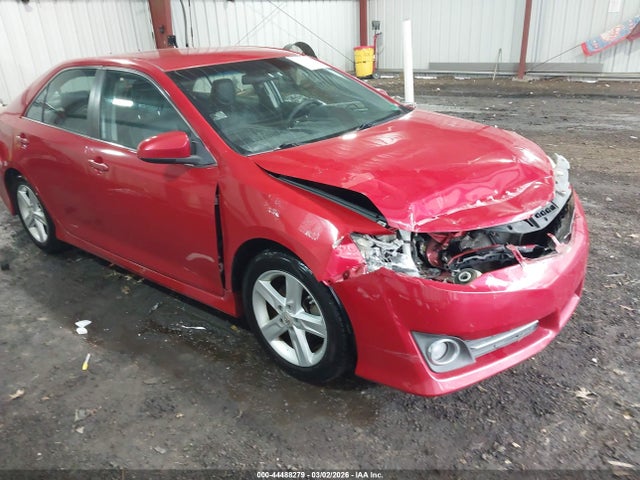Salvage Toyota Camry Image