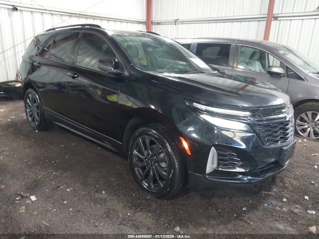 Salvage Chevrolet Equinox Image