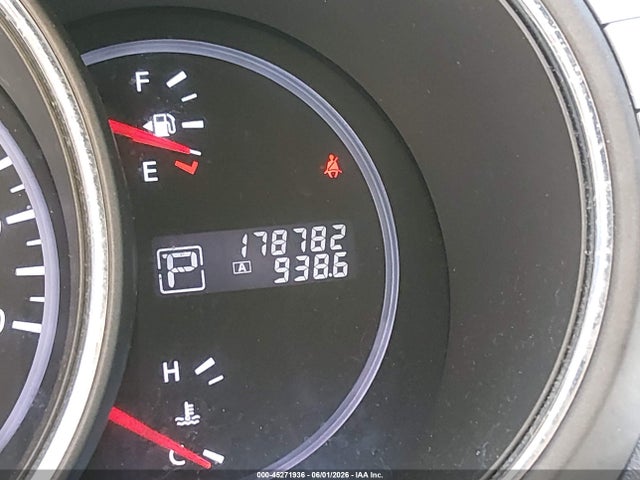 Nissan Murano S