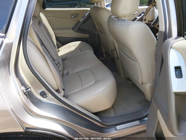 Nissan Murano S