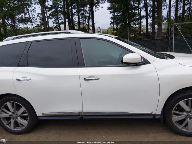 Nissan Pathfinder Platinum