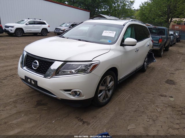 Nissan Pathfinder Platinum