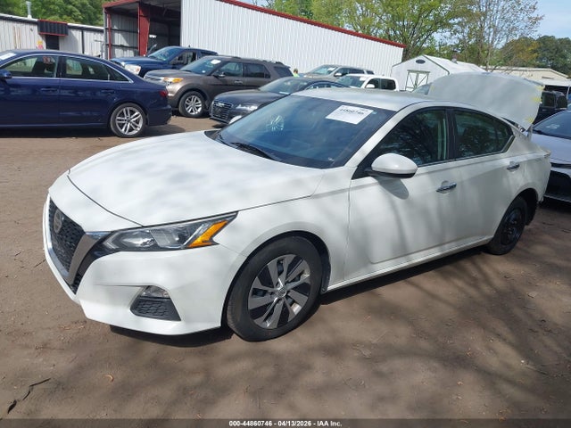 Nissan Altima S Fwd