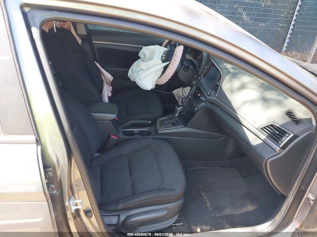 Hyundai ELANTRA Value Edition