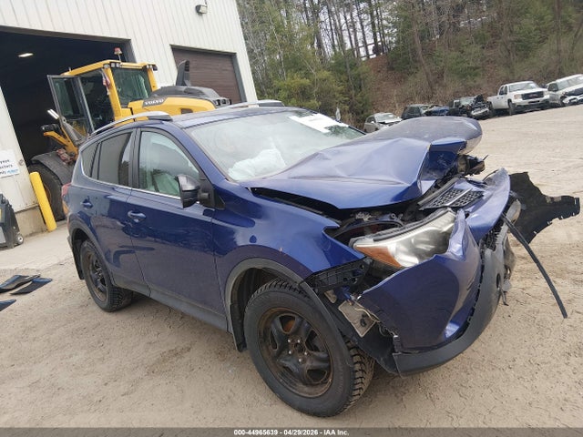 Salvage Toyota RAV4 Image