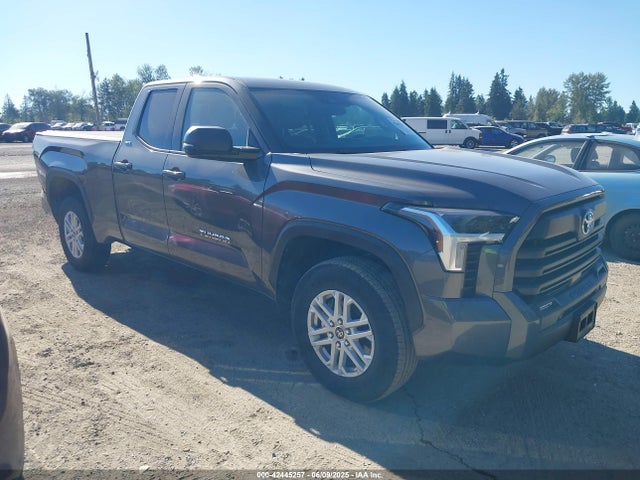 Salvage Toyota Tundra Image