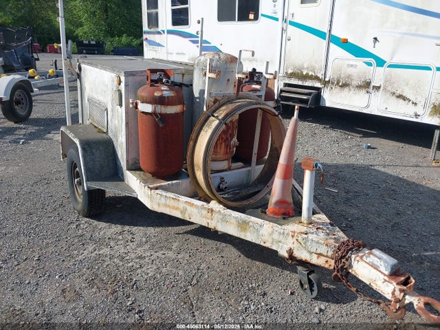 Salvage Trailer Other Image