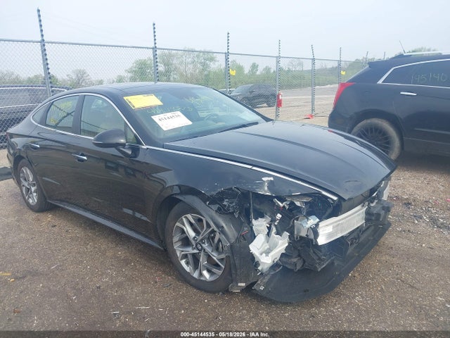 Salvage Hyundai SONATA Image