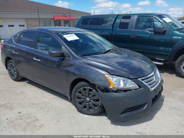 Salvage Nissan Sentra Image