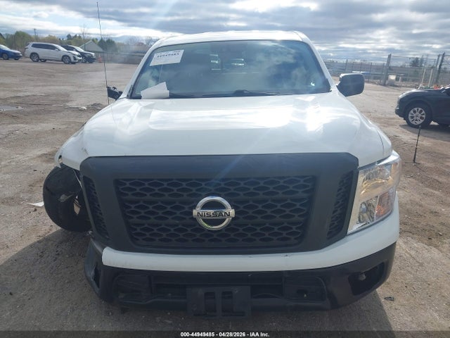 Nissan Titan S