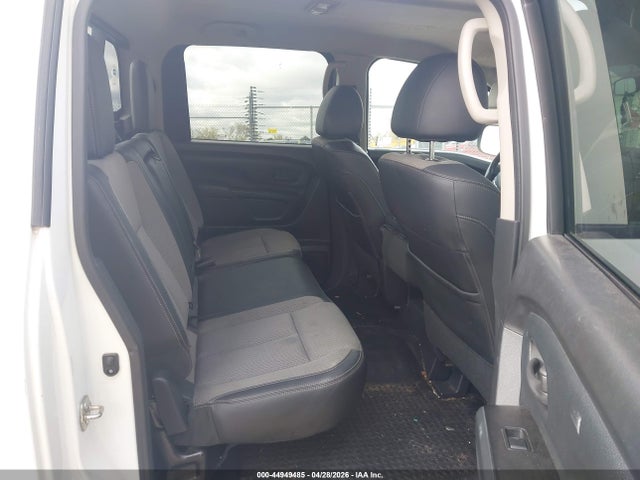 Nissan Titan S