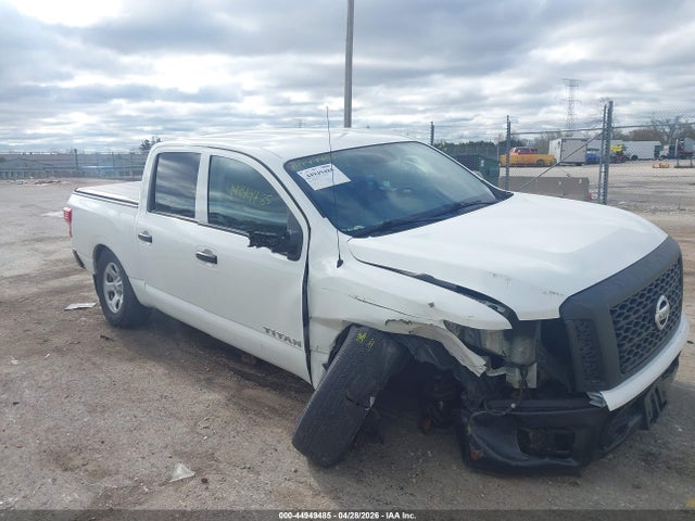 Salvage Nissan Titan Image