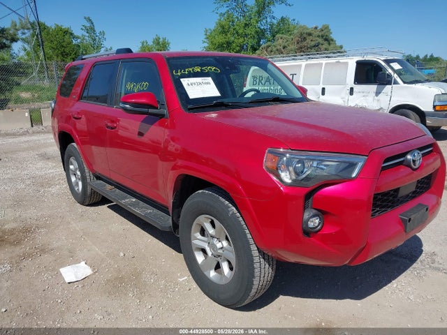 Salvage Toyota 4Runner Image