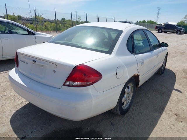 Ford Taurus Se