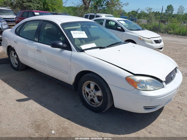 Salvage Ford Taurus Image