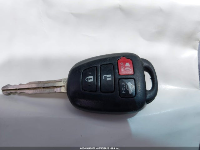 Toyota Camry Xle