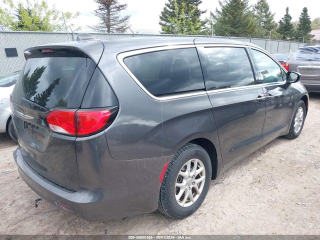 Chrysler Pacifica Touring