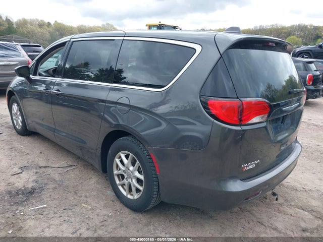 Chrysler Pacifica Touring