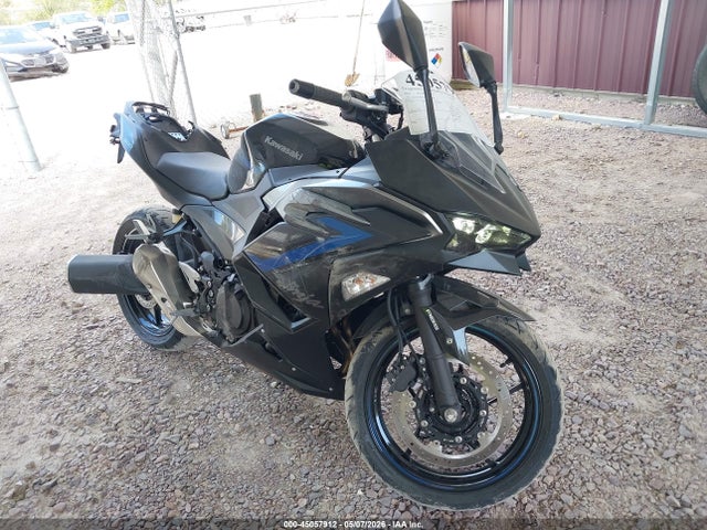 Salvage Kawasaki Ex500 Image