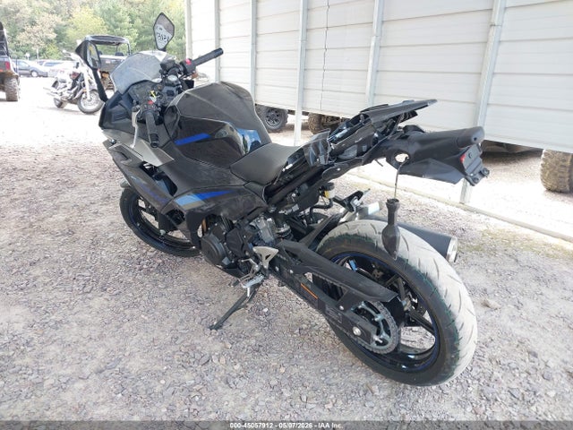 Kawasaki Ex500