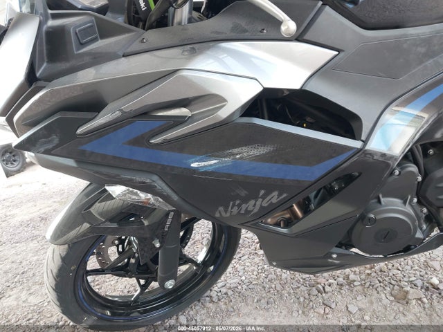 Kawasaki Ex500