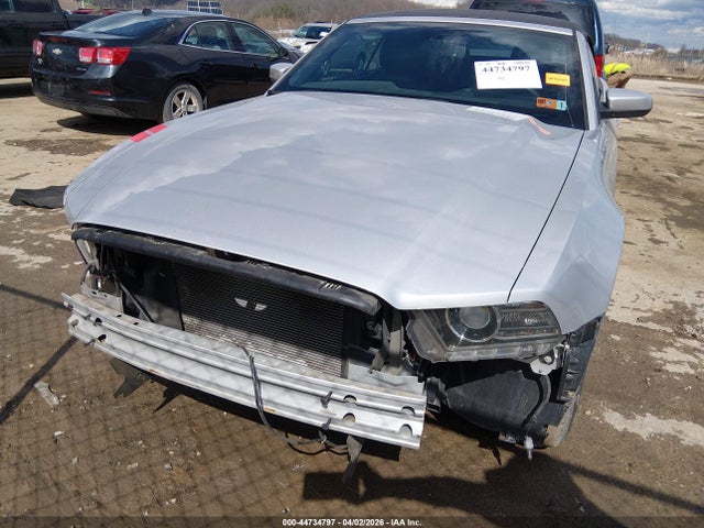 Ford Mustang V6 Premium