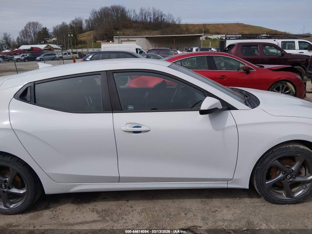 Hyundai VELOSTER 2.0