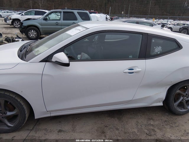 Hyundai VELOSTER 2.0