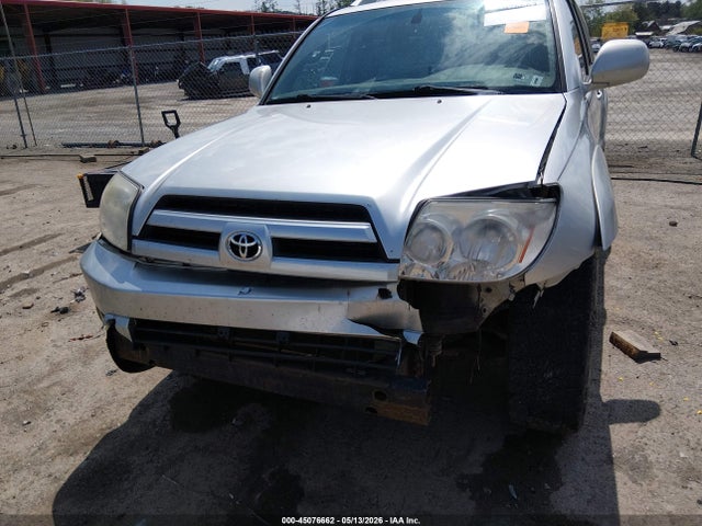 Toyota 4Runner Limited V8