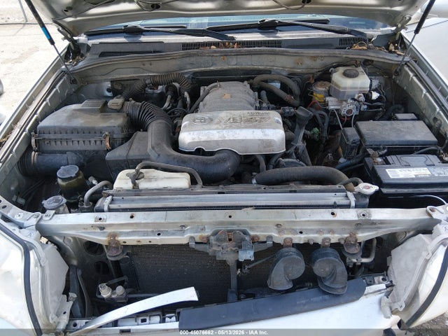 Toyota 4Runner Limited V8