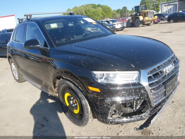 Salvage Audi Q5 Image