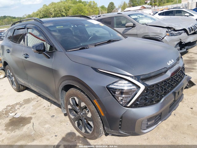 Salvage Kia Sportage Image