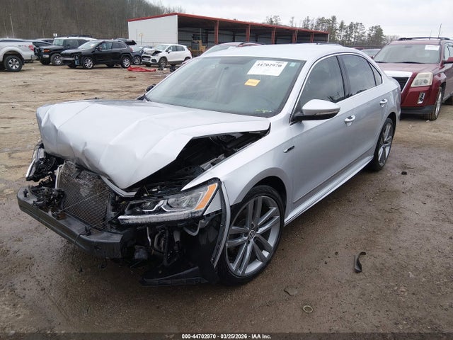 Volkswagen Passat 1.8t R-line