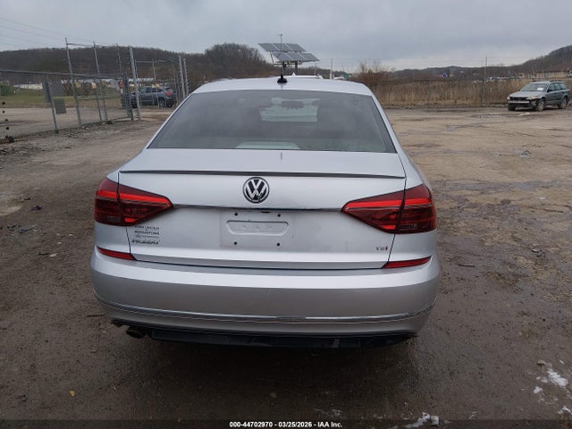 Volkswagen Passat 1.8t R-line