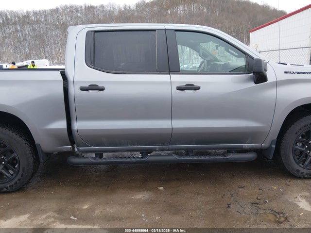 Chevrolet Silverado 1500 4wd  Short Bed Custom