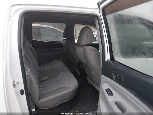 Toyota Tacoma Base V6