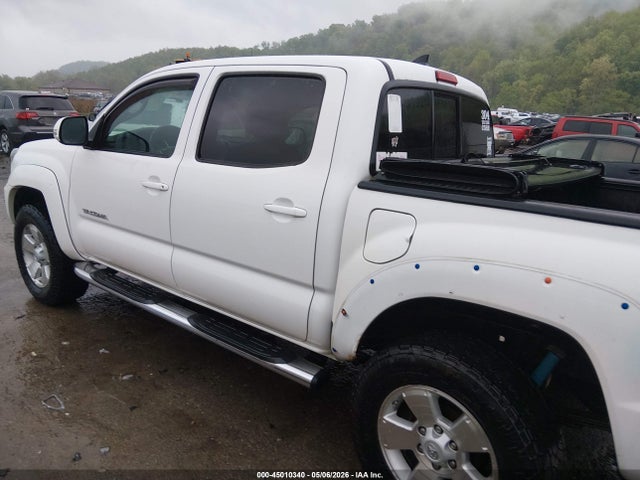 Toyota Tacoma Base V6
