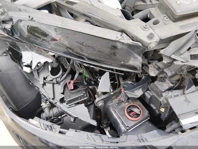 Volkswagen Golf 4-door