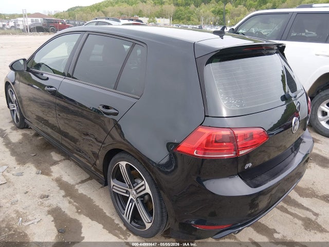 Volkswagen Golf 4-door