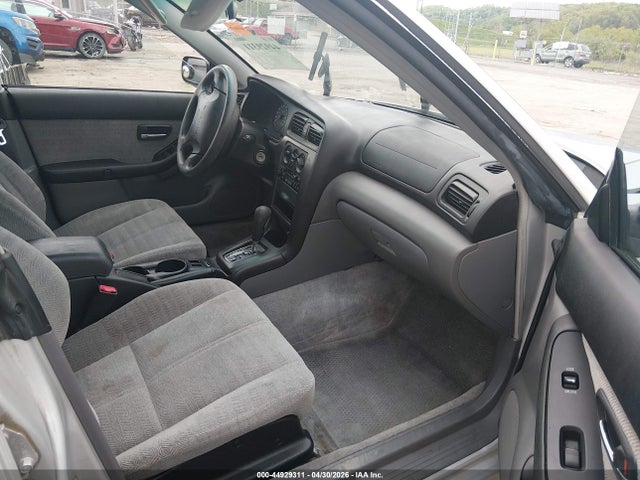 Subaru Legacy L
