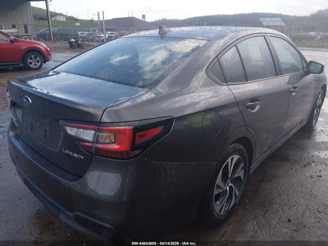 Subaru Legacy Premium
