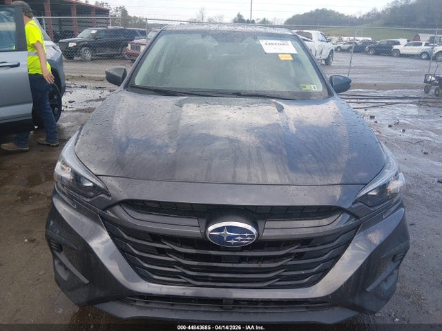 Subaru Legacy Premium