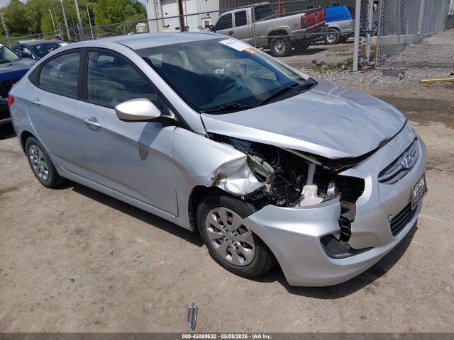 Salvage Hyundai ACCENT Image
