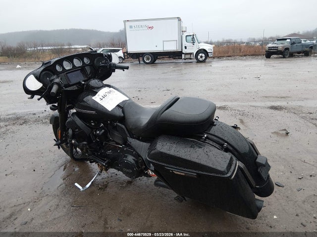 Harley-Davidson Flhxs
