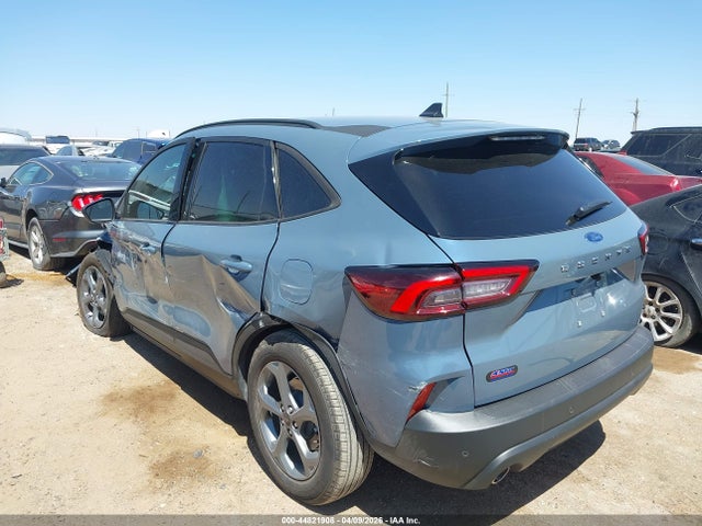 Ford Escape St-line