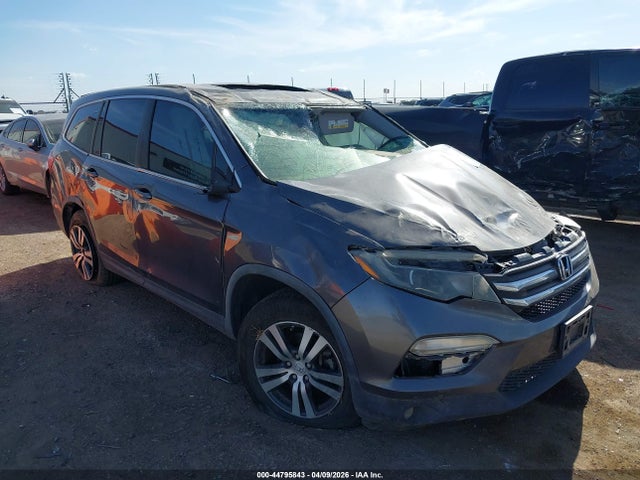 Salvage Honda Pilot Image