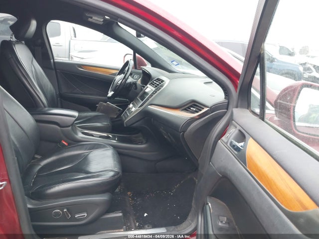 Lincoln MKC Select
