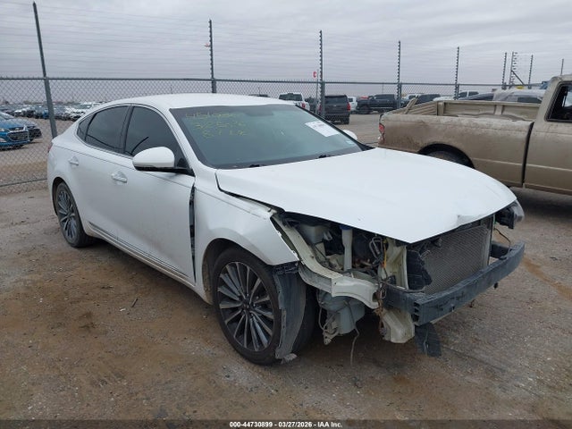 Salvage Kia Cadenza Image