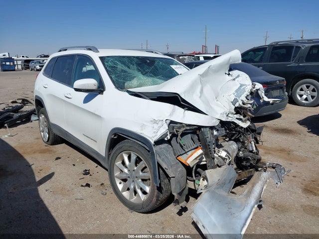 Salvage Jeep Cherokee Image